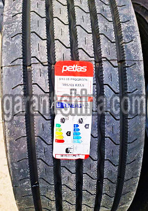 Petlas SH110 Progreen (рулевая) 385/65 R22.5 164K 24PR - Фото реального протектора с этикеткой вблизи